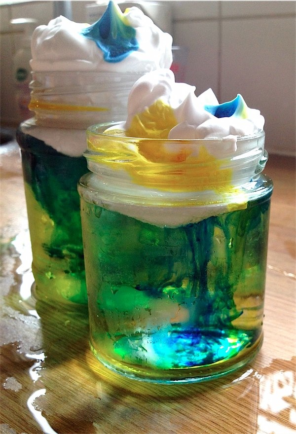 DIY rain clouds : Science activity for preschool kids, Toby & Roo :: daily inspiration for stylish parents and their kids!