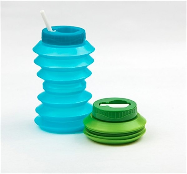 Ohyo water bottle via Toby & Roo :: daily inspiration for stylish parents and their kids.
