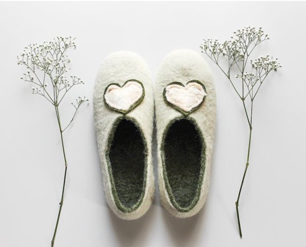 Merino wool slippers from EgelSweetHome via Toby & Roo :: daily inspiration for stylish parents and their kids.