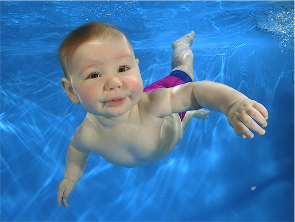 Baby swimming :: tips for your first class via Toby & Roo :: daily inspiration for stylish parents and their kids.