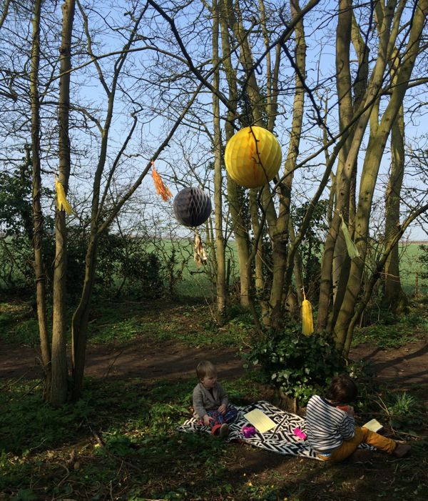 Our Easter egg hunt & gorgeous party decorations from My Little Day via Toby & Roo :: daily inspiration for stylish parents and their kids.