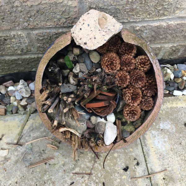 Building a bug hotel via Toby & Roo :: daily inspiration for stylish parents and their kids.