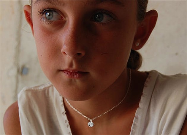 Delicate sterling silver jewellery from TwentyFourSeven via Toby & Roo :: daily inspiration for stylish parents and their kids.