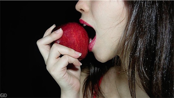 Top tips for creating some balance in you're life when you're a mum via Toby & Roo :: daily inspiration for stylish parents and their kids.