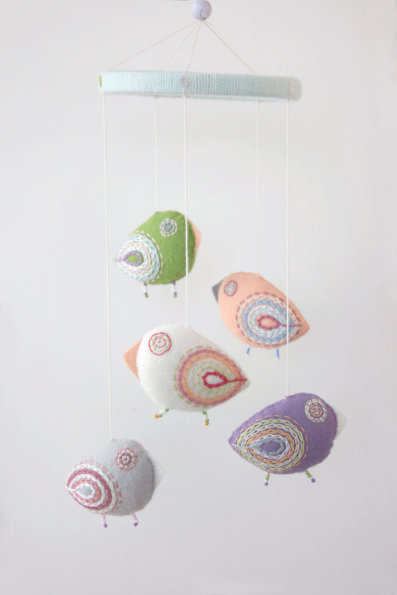 Adorable, hand crafted crib mobiles from Moloco via Toby & Roo :: daily inspiration for stylish parents and their kids.