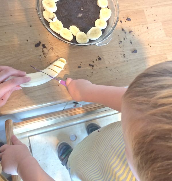 Banoffee Pie recipe in under 5 minutes via Toby & Roo :: daily inspiration for stylish parents and their kids.