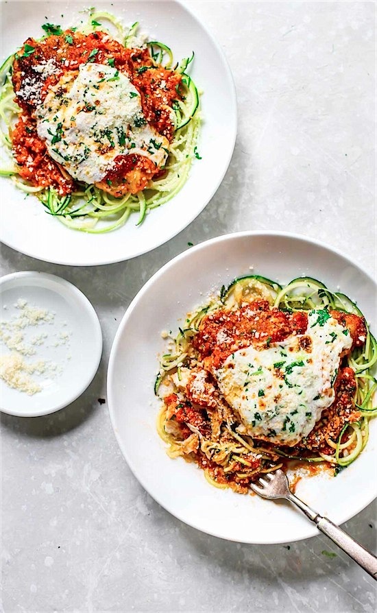 22 Spiralizer recipes for a healthy and delicious alternative to carbs via Toby & Roo :: daily inspiration for stylish parents and their kids.