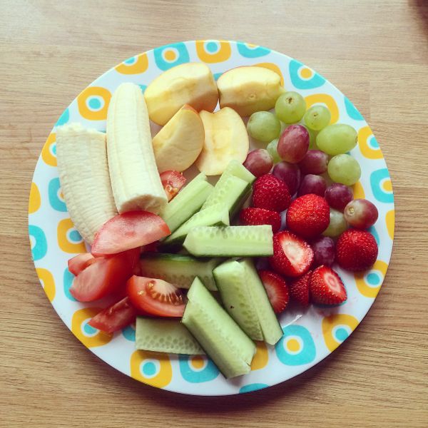 6 Tips for encouraging kids to eat more fruit and veg. via Toby & Roo :: daily inspiration for stylish parents and their kids.