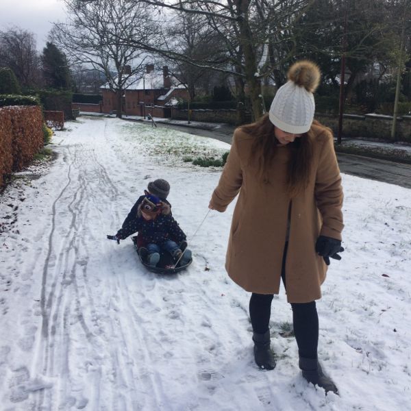 8 Tips & Activities for kids in Snow! via Toby & Roo :: daily inspiration for stylish parents and their kids.8 Tips & Activities for kids in Snow! via Toby & Roo :: daily inspiration for stylish parents and their kids.