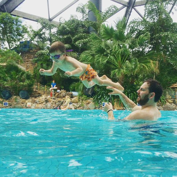 My Water Babies :: Water Confidence :: Why it's so important and how to get it. via Toby & Roo :: daily inspiration for stylish parents and their kids.